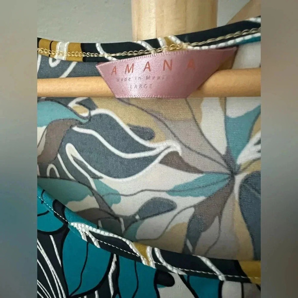 Amana sleeves tie top size Large - Excellent condition - Picture 4 of 7
